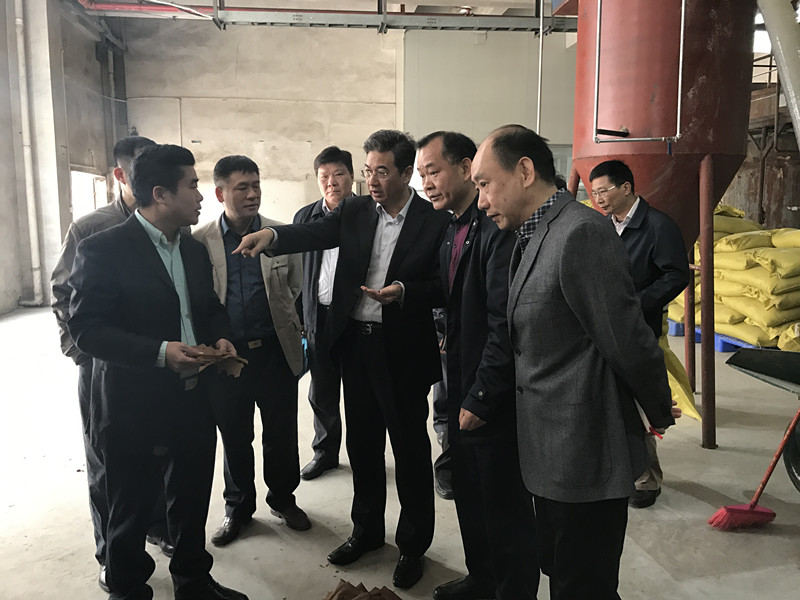 黄平董事长一行到星湖科技调研 并拜会肇庆市政府主要领导 黄平董事长一行到星湖科技调研 并拜会肇庆市政府主要领导
