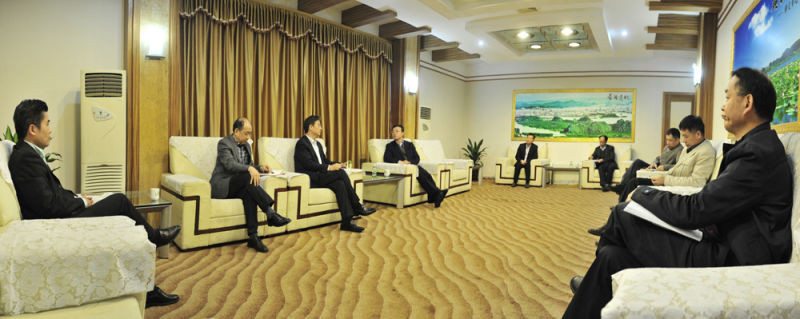黄平董事长一行到星湖科技调研 并拜会肇庆市政府主要领导 黄平董事长一行到星湖科技调研 并拜会肇庆市政府主要领导