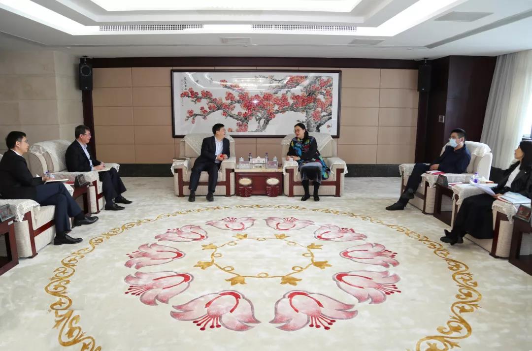 中信银行广州分行行长金喜年一行到访集团 中信银行广州分行行长金喜年一行到访集团