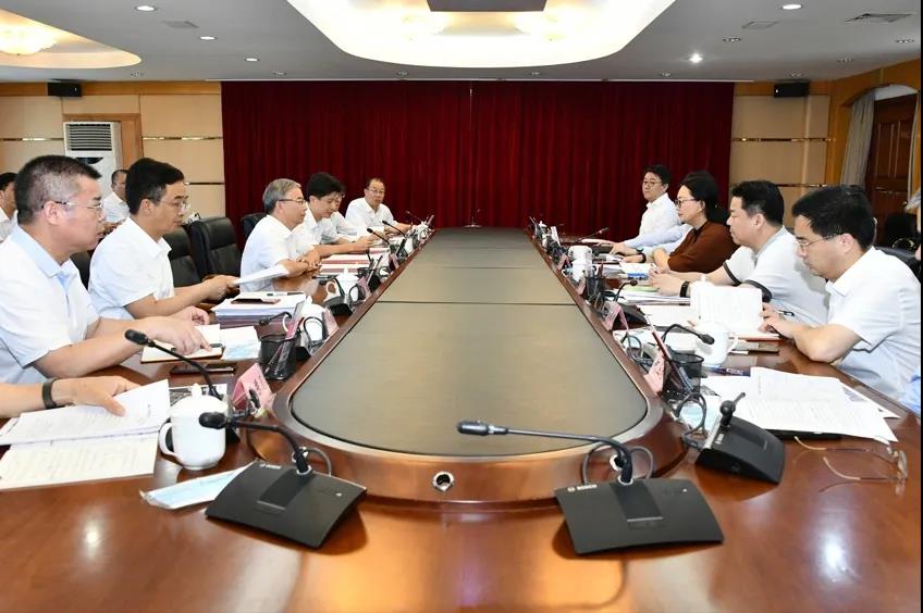 集团党委书记、董事长白涛带队拜访阳江市委市政府 集团党委书记、董事长白涛带队拜访阳江市委市政府